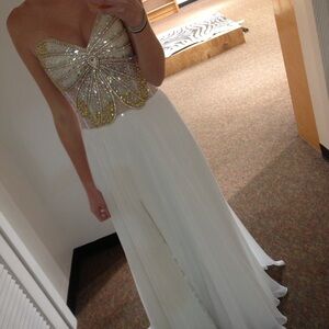Beautiful prom dress worn once